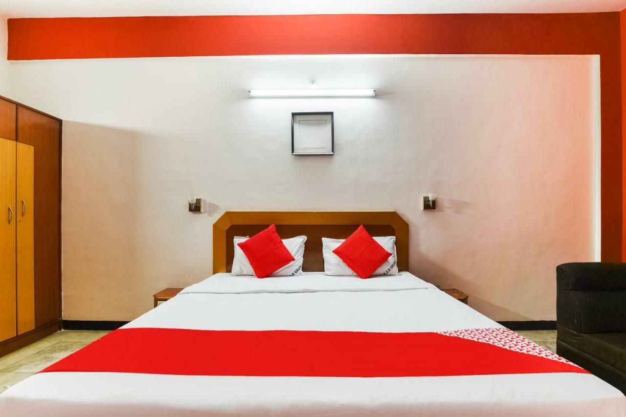 Oyo 48251 Dsr Grand Hotel Krishnagiri Exterior foto